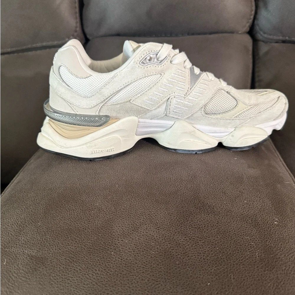 New Balance Sneakers size women 9.5 men 8 - Picture 7 of 8